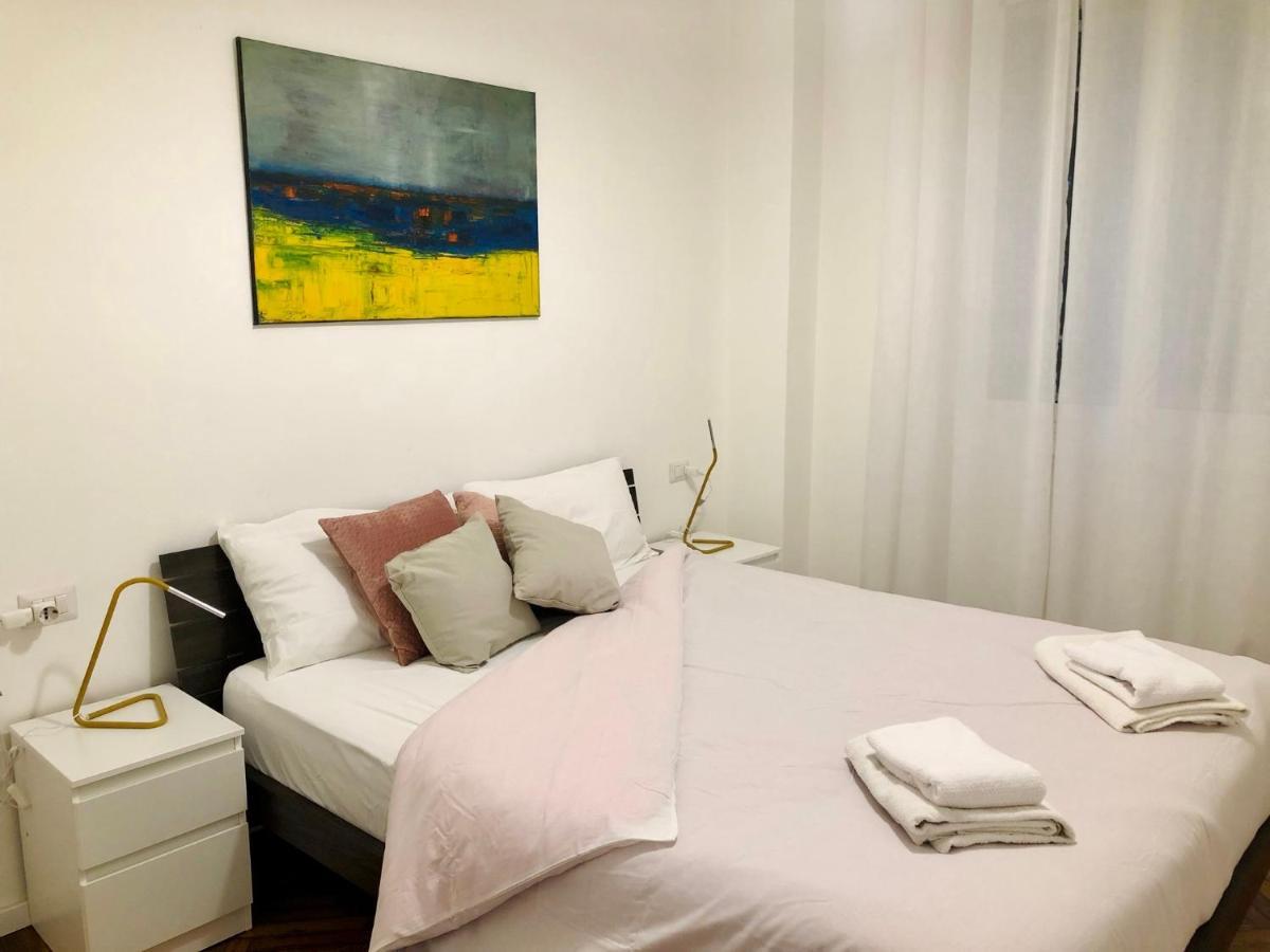 Lovely 2 Room Apartment With Small Garden Milano Exteriör bild