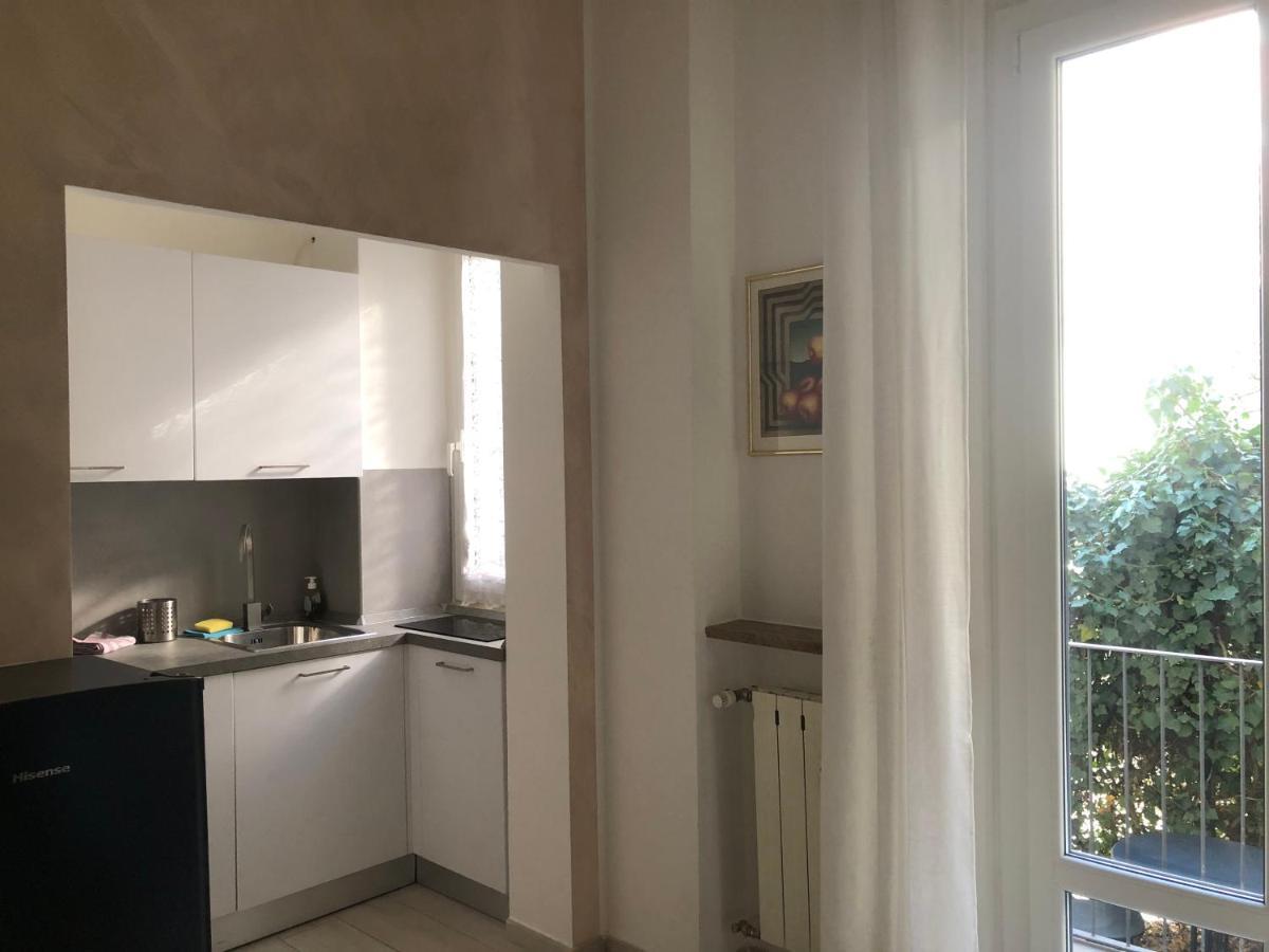 Lovely 2 Room Apartment With Small Garden Milano Exteriör bild